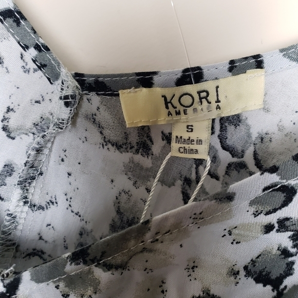 KORI America Ruched Ruffle Blouse - Picture 4 of 9